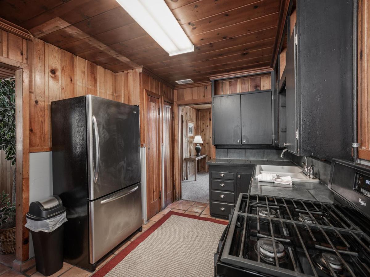 Alpine Cabin, 3 Bedrooms, Deck, Sleeps 8 Руидозо Экстерьер фото