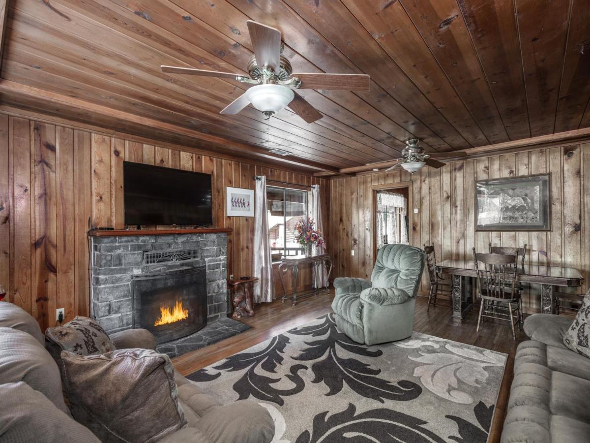 Alpine Cabin, 3 Bedrooms, Deck, Sleeps 8 Руидозо Экстерьер фото